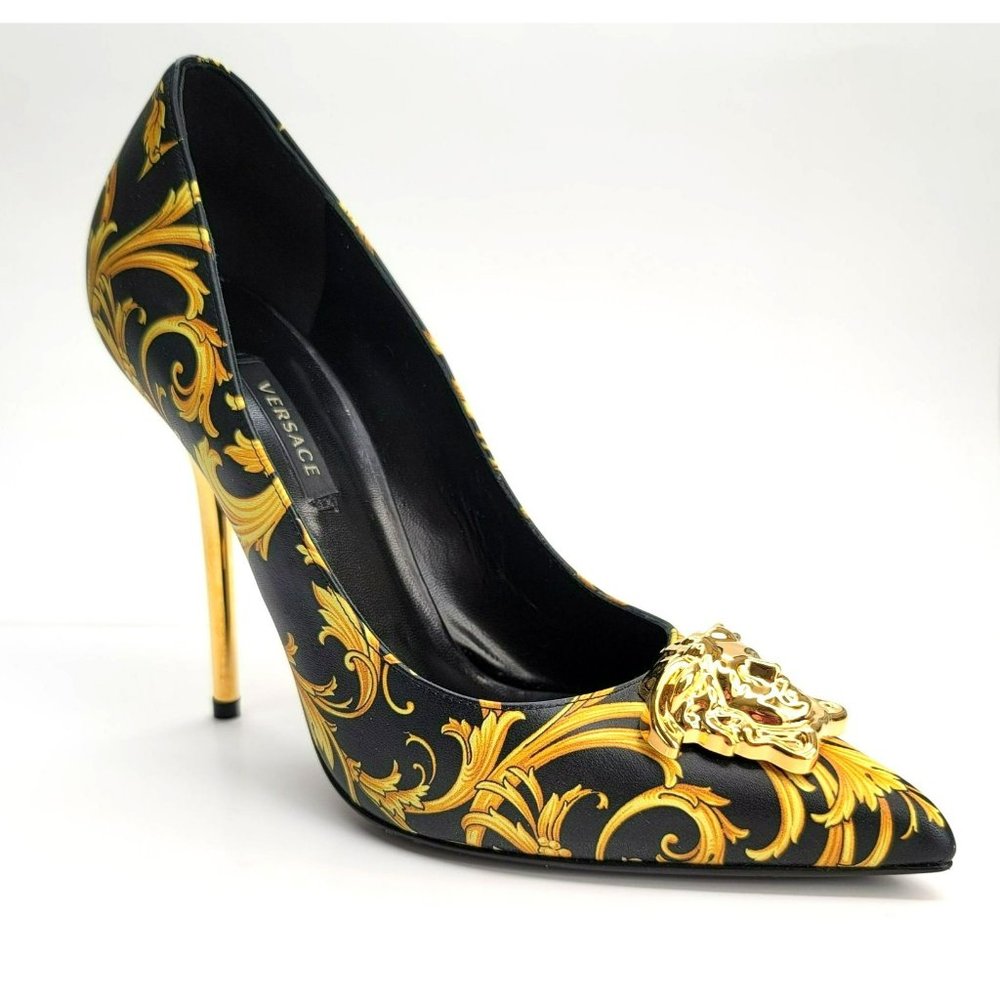 Versace Genuine Gold Black Baroque Medusa Stiletto Leather Heels 6.5/37 VR608
